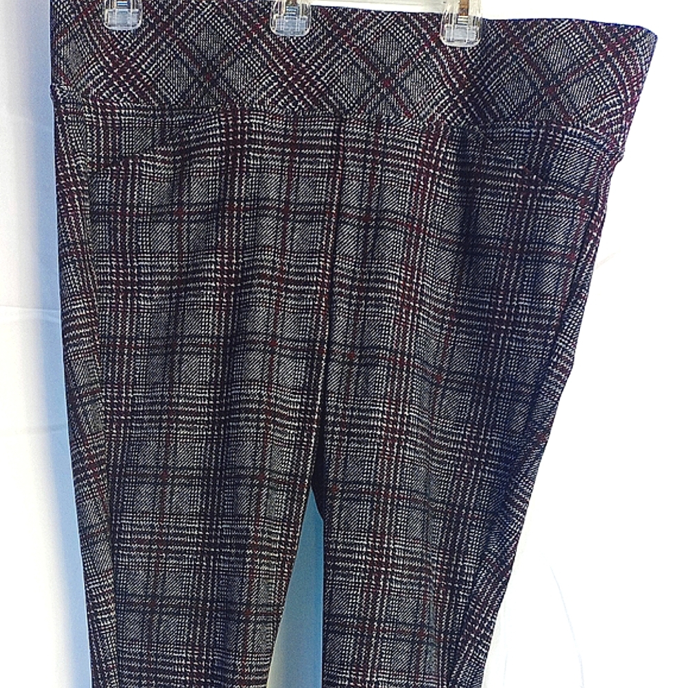 Torrid plaid leggings